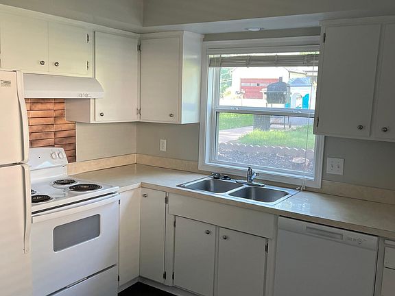 4th image of 5256 Lowell Ave