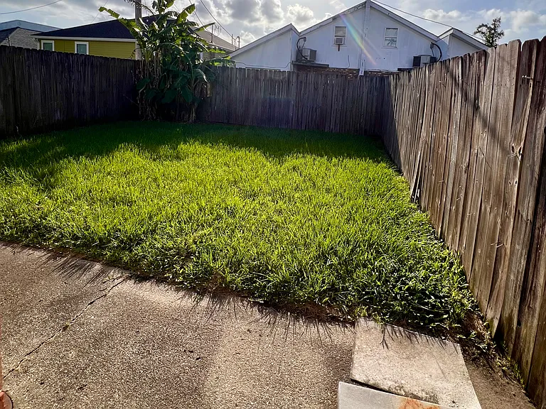 3708 Shangri La Dr — Photo 11