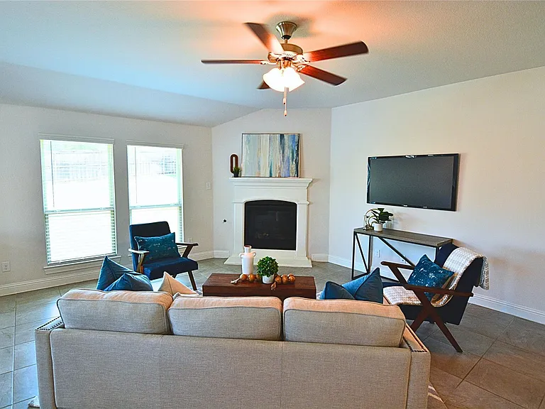 3708 Mason Dr — Photo 5