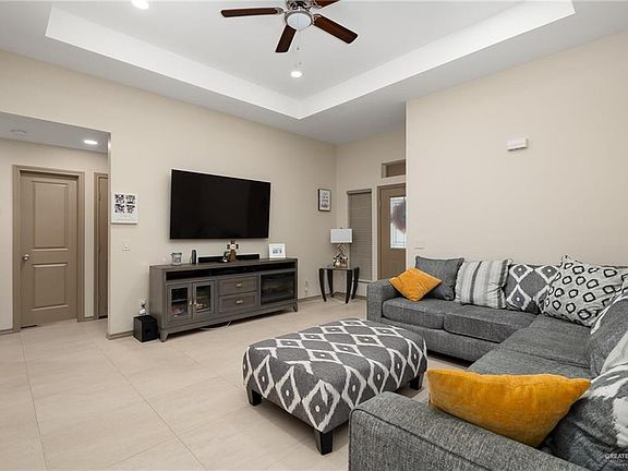 2nd image of 2513 Nessuh Ave