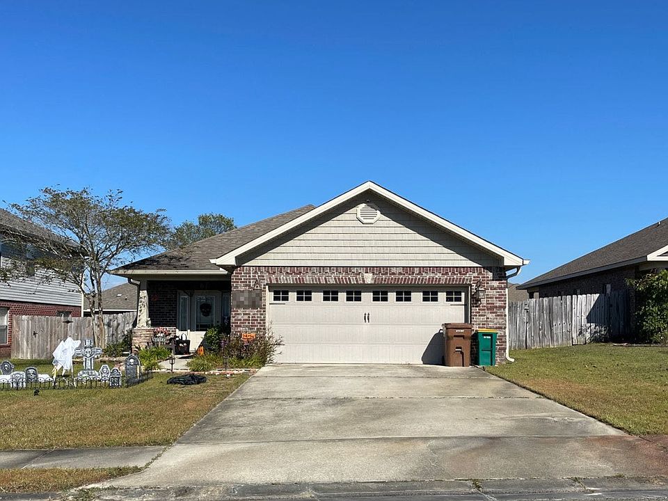 1st image of 17020 Date Palm Dr