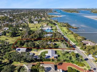 932 S Riverside Dr, Edgewater, FL 32132