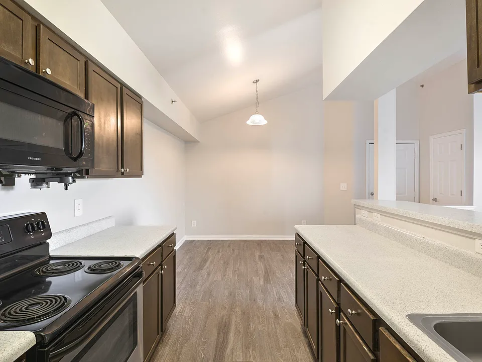 Ascent Apartments