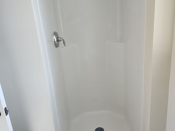 4th image of 934 North Ave APT 1