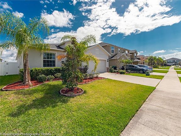 4th image of 1616 Thetford Cir