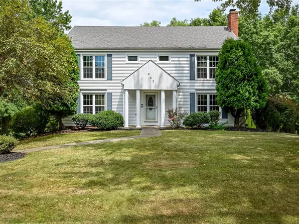 302 Ridgeway Dr, Wexford, PA 15090