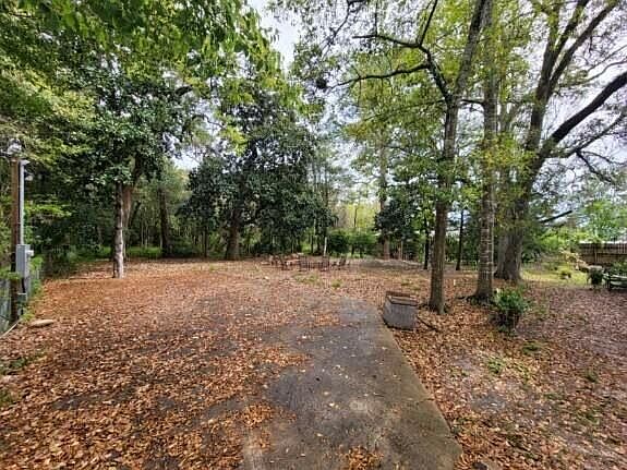 5th image of 16 Misty Water Ln