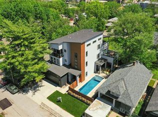 4625 Terrace St, Kansas City, MO 64112