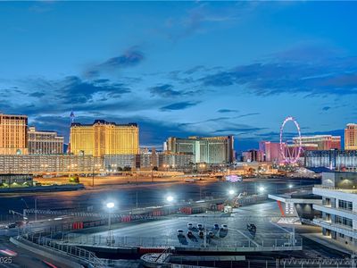 205 E Harmon Ave APT 1010, Paradise, NV, 89169