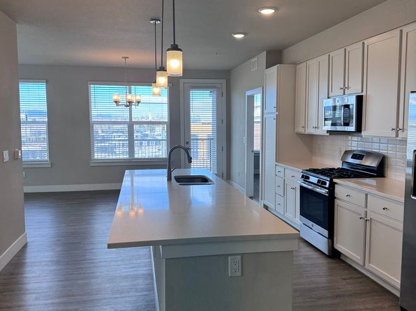 525 W Amherst Ave #595-201