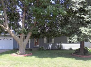 621 Troy Dr, Carroll, IA 51401