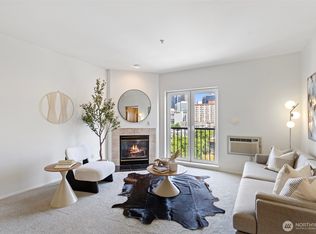 510 6th Ave S APT 804, Seattle, WA