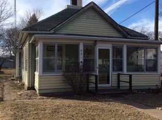 621 Montana St, Centerville, SD 57014