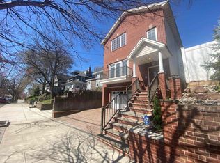 67 W 36th St FLOOR 2, Bayonne, NJ 07002