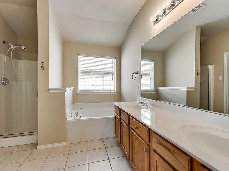 320 Tripp Trl — Photo 19