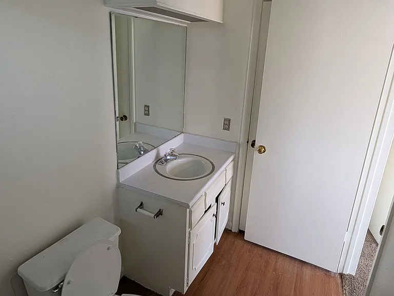 705 & 707 Allen St — Photo 22
