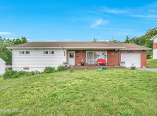1248 Bennett St, Old Forge, PA 18518