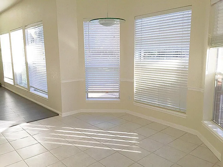 17503 Sunny Trail Ln — Photo 5