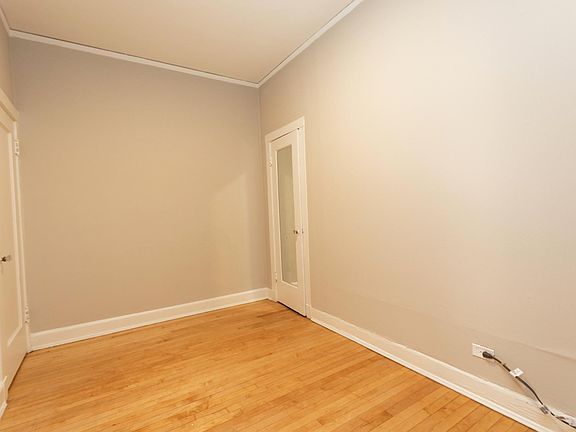 4th image of 327 W Fullerton Pkwy #307