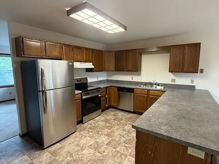 1627-1629 Rustic Dr — Photo 4