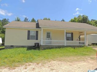 959 E Main St, Centre, AL 35960