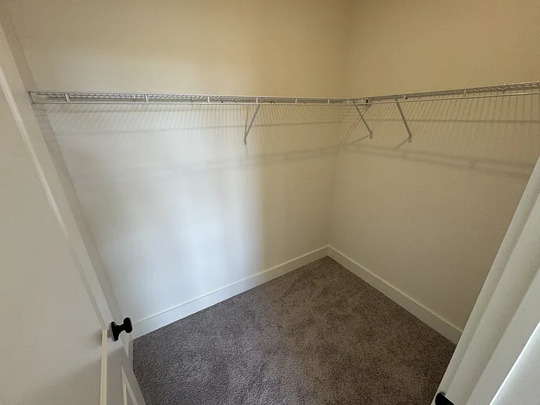 120 Nearwater Pl — Photo 6