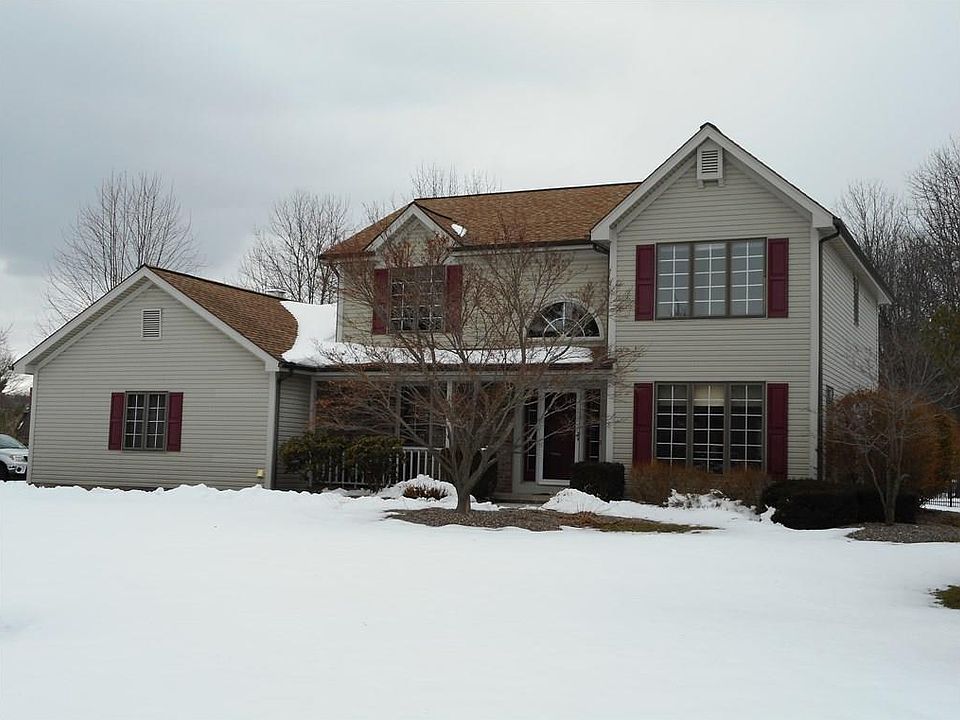 1st image of 10 Glen Valley Dr