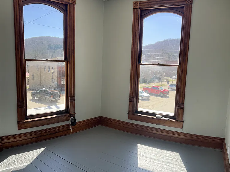 103 Court St #5 — Photo 5