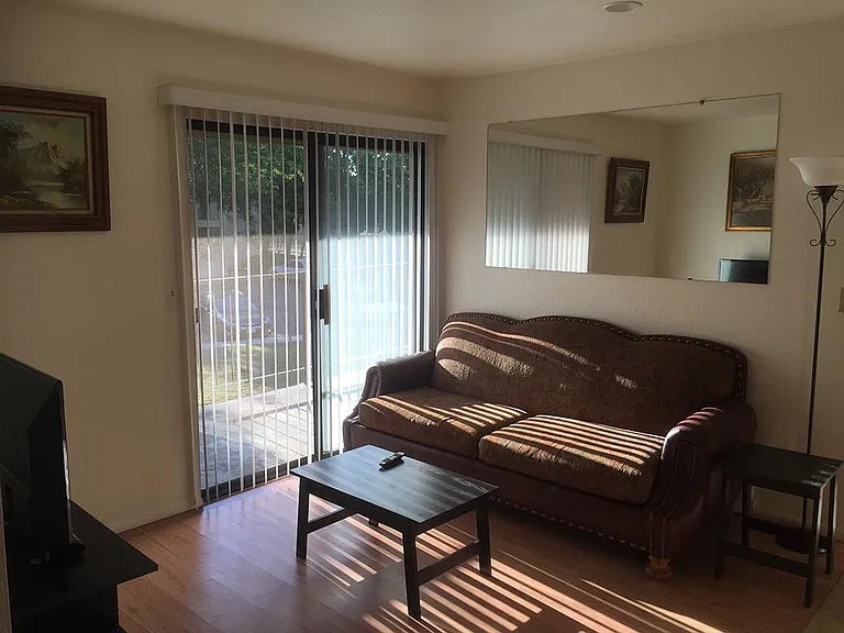 Willow Ridge Apartments — Photo 6