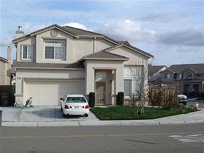 1402 Parkington Ln photo 1