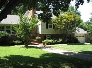 5 Southwick Ln, Greenville, SC 29615