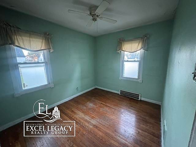8219 Standard Ave, photo 13