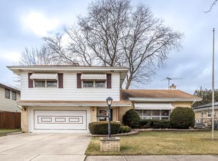 191 W Millers Rd, Des Plaines, IL 60016