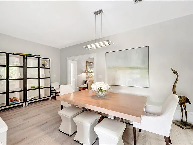1375 Gordon Dr — Photo 11