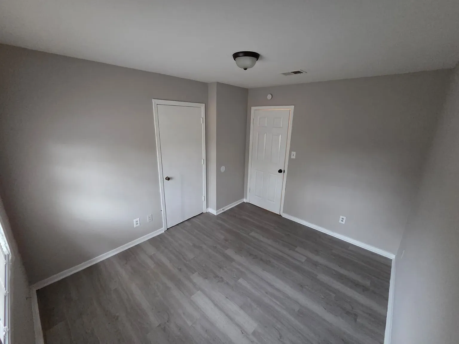1352 Dianne Drive - 1 — Photo 4