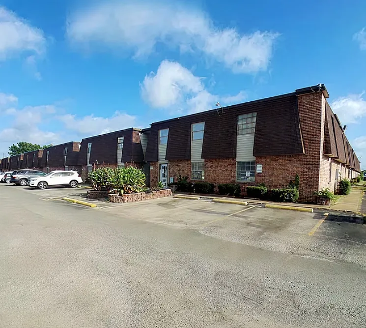 Fountain Lakes Apartments