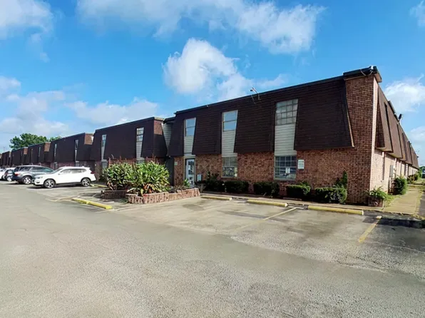 Fountain Lakes Apartments