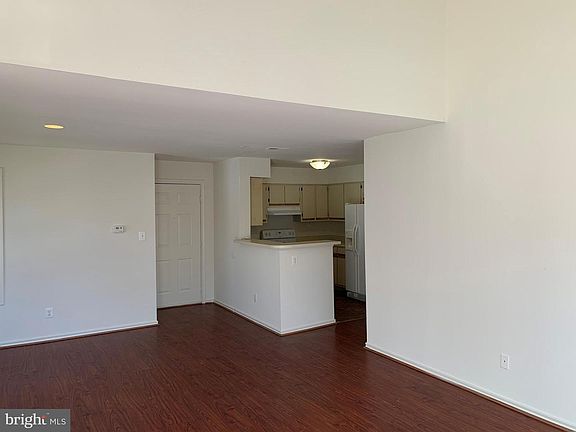 5th image of 18529 Boysenberry Dr Unit 304-192