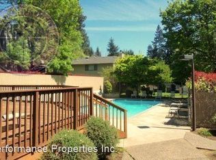 7124 SW Montauk Cir #3552842, Lake Oswego, OR 97035