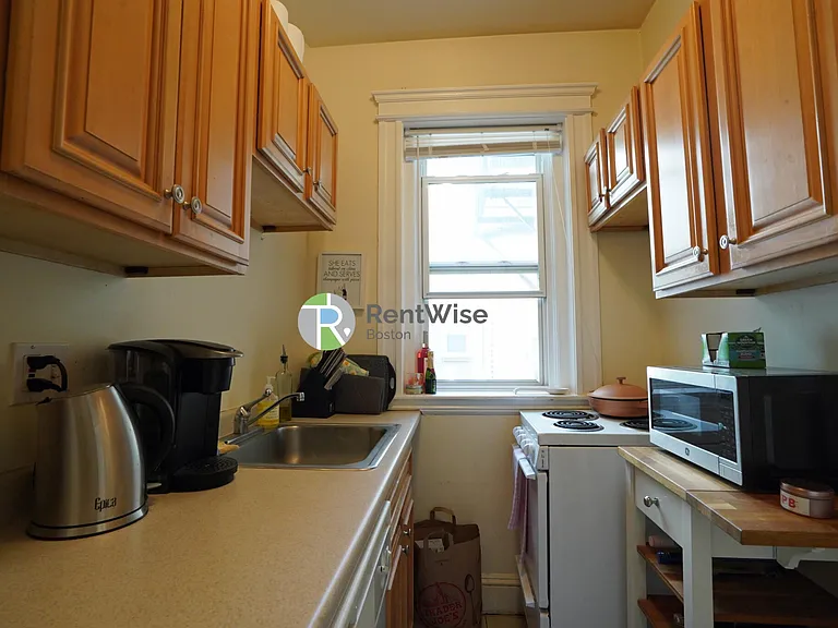 1820 Commonwealth Ave #1 — Photo 5