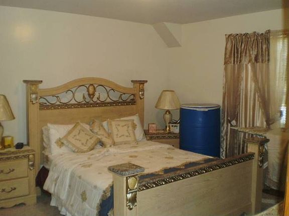 4th image of 187 Pond Way