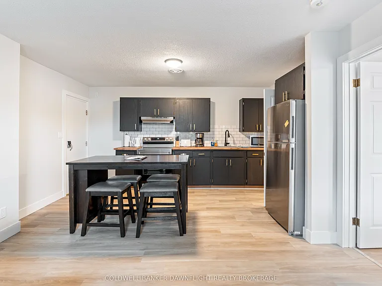 383 Main St S #4 — Photo 7
