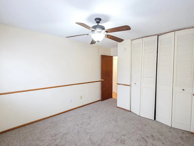 Cedar Avenue Apartments — Photo 42