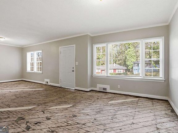 4th image of 1169 Eastridge Rd SW