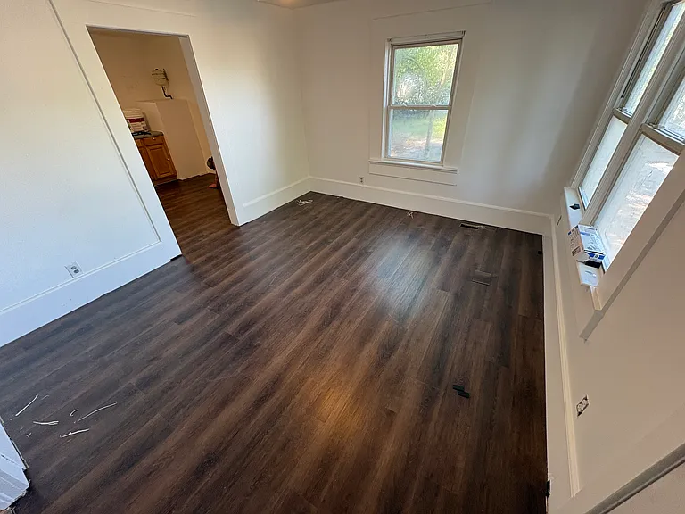 321 E Arlington Ave — Photo 3