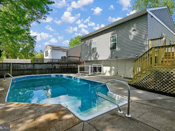7784 Lakeland Ave, Pasadena, MD 21122