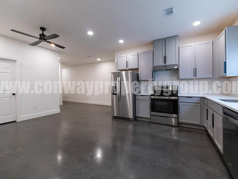1948 Cambridge Village Dr — Photo 8