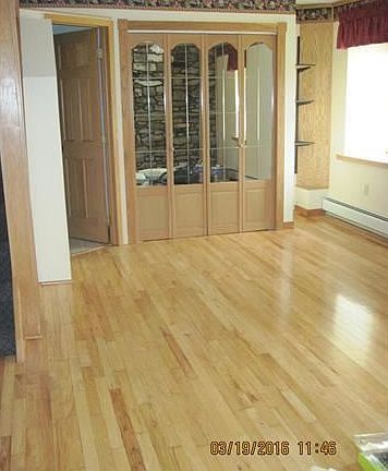 4th image of 3166 Mountain View Dr