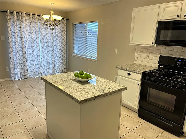 1603 Nichole Woods Dr — Photo 15