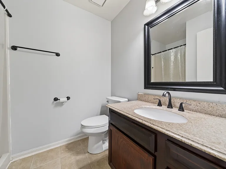 3918 Ashley Dr — Photo 43